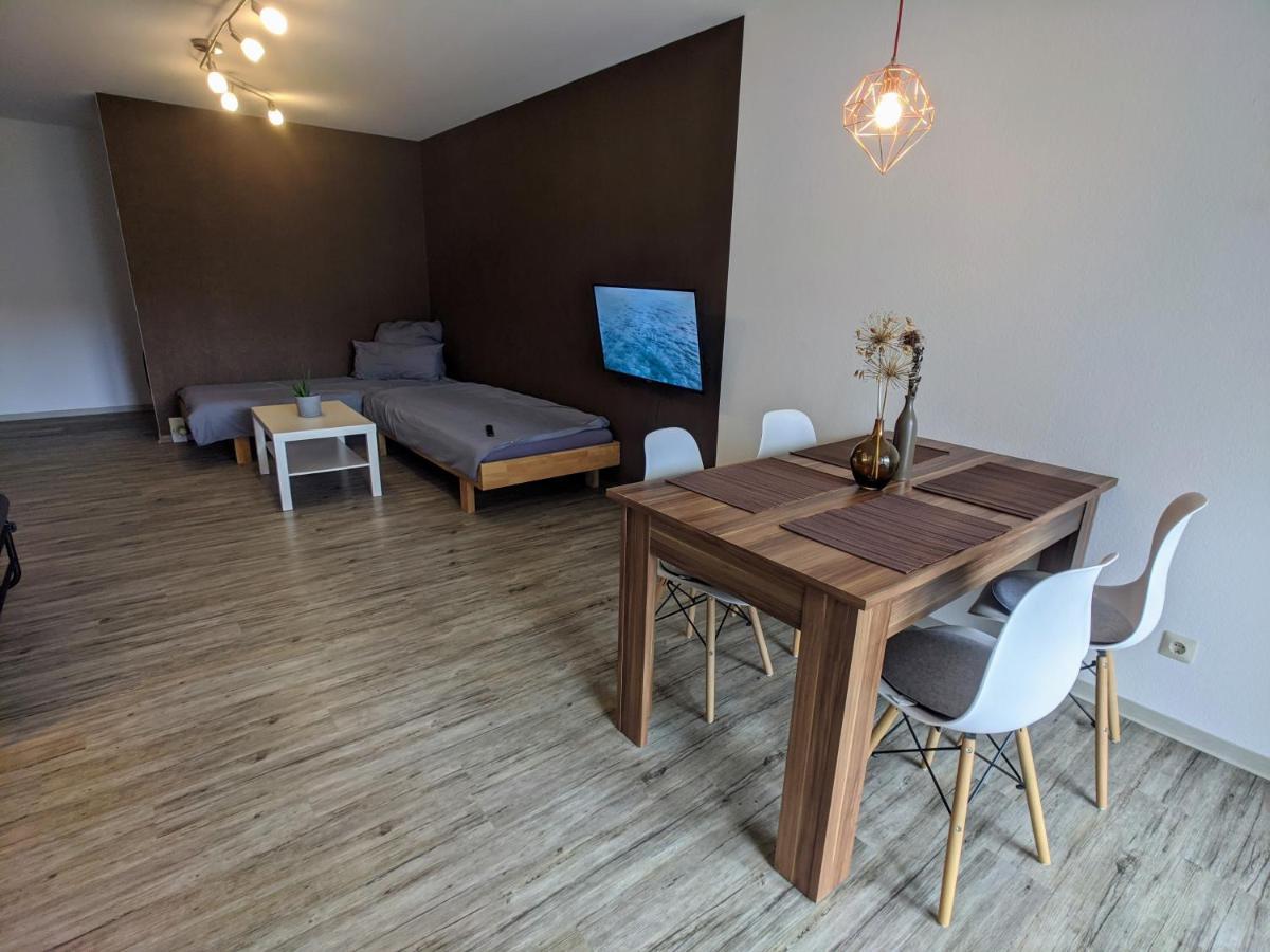 Ideale Messe/Airport Wohnung 15Min Fahrtweg キルヒハイム・ウンター・テック エクステリア 写真